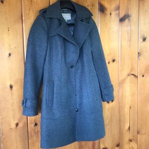 Banana Republic grey wool trench coat size 4